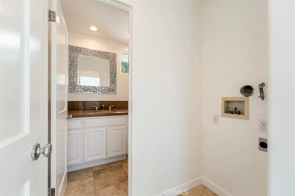 2830 2nd Avenue Corona del Mar, CA 92625
