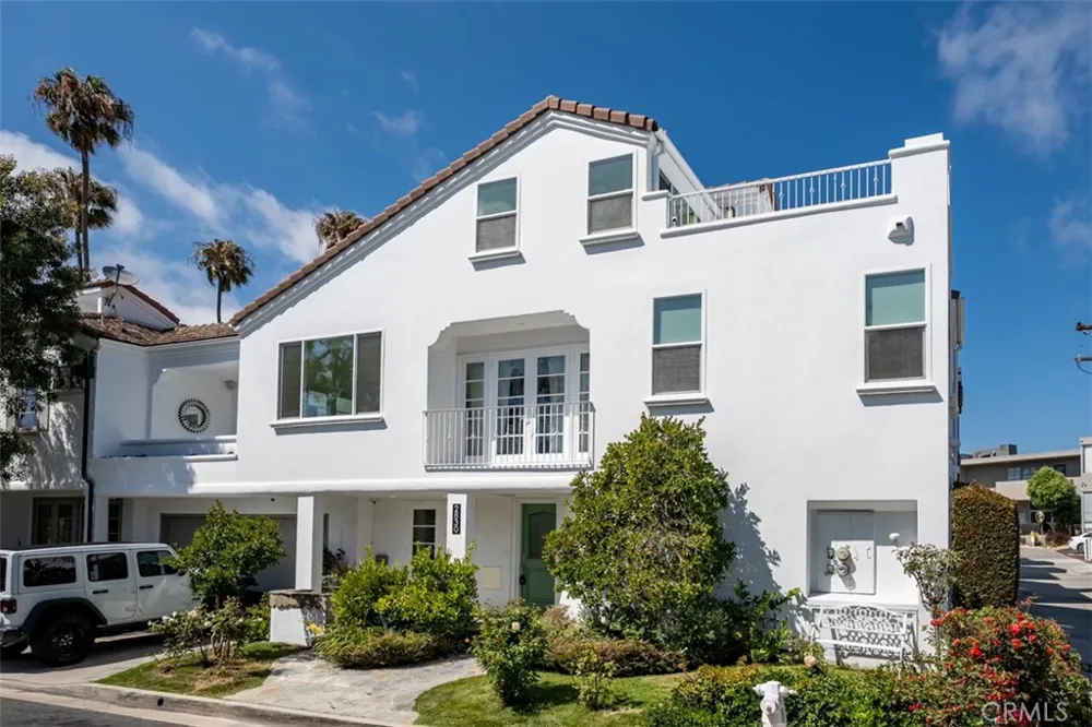 2830 2nd Avenue Corona del Mar, CA 92625
