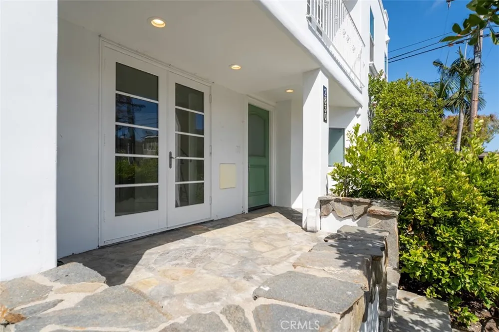 2830 2nd Avenue Corona del Mar, CA 92625
