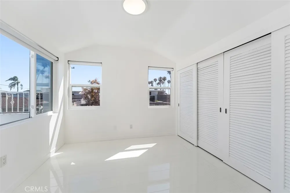 2830 2nd Avenue Corona del Mar, CA 92625