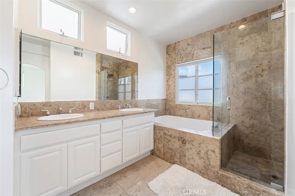 2830 2nd Avenue Corona del Mar, CA 92625