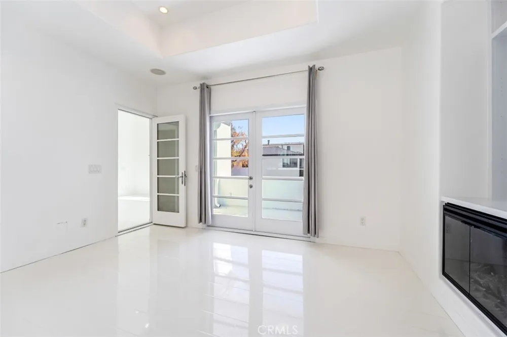 2830 2nd Avenue Corona del Mar, CA 92625