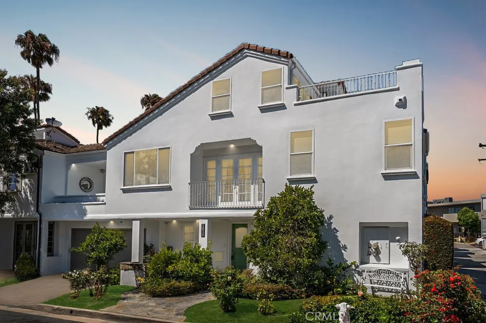 2830 2nd Avenue Corona del Mar, CA 92625