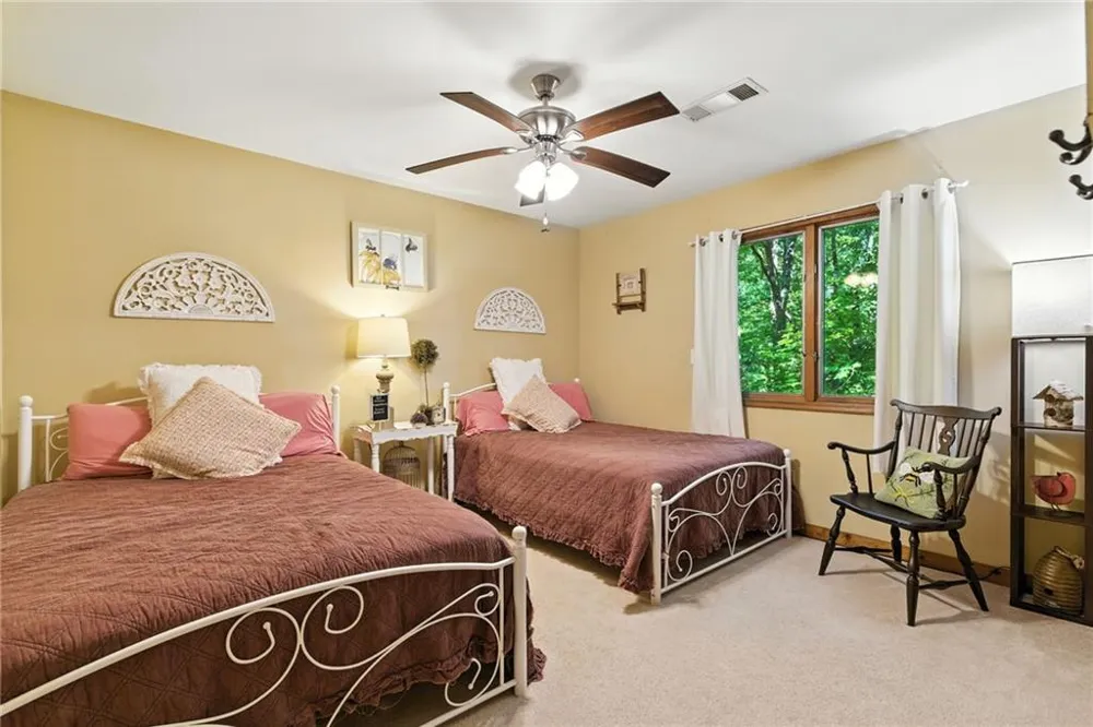 118 Soaring Hawk Circle Big Canoe, GA 30143