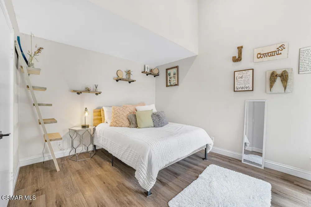 3175 Sunburst Place Thousand Oaks, CA 91360