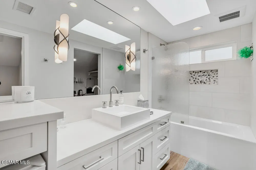 3175 Sunburst Place Thousand Oaks, CA 91360
