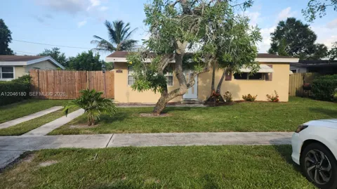 772 Gardenia Dr