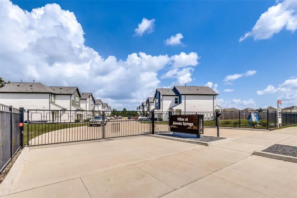 13131 Perennial Springs Drive Houston, TX 77408