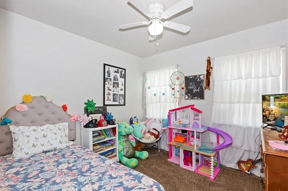 112 W Grandview Drive Barstow, CA 92311