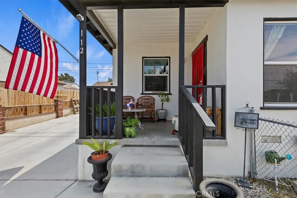 112 W Grandview Drive Barstow, CA 92311
