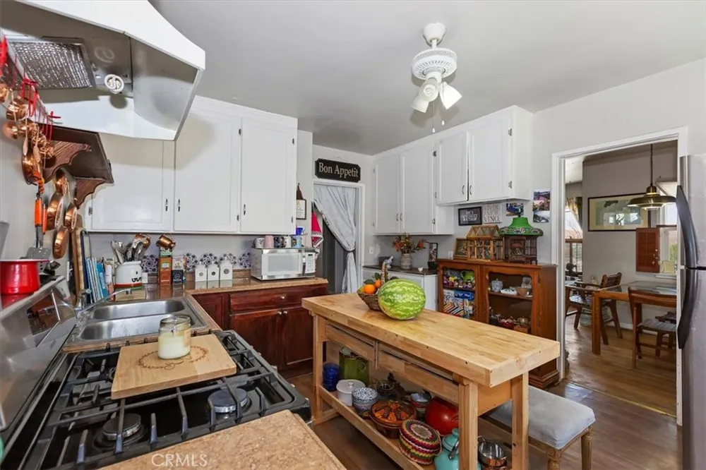 112 W Grandview Drive Barstow, CA 92311