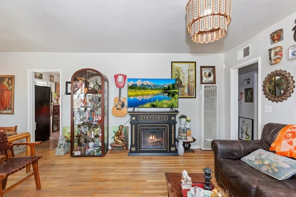 112 W Grandview Drive Barstow, CA 92311