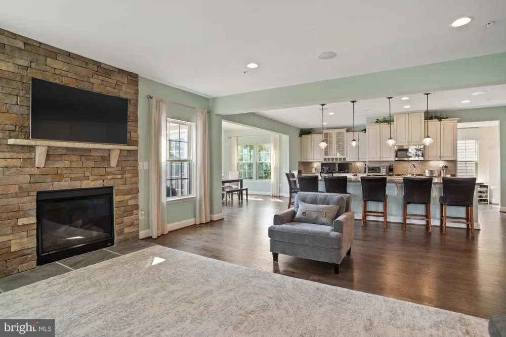 14202 BENTLEY PARK DRIVE Laurel, MD 20707