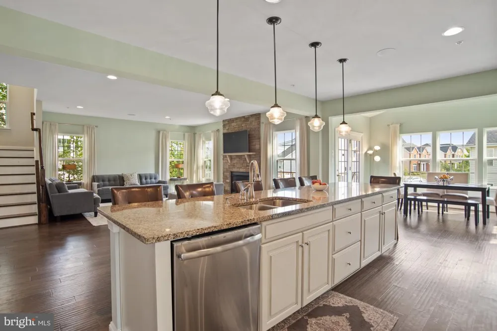 14202 BENTLEY PARK DRIVE Laurel, MD 20707