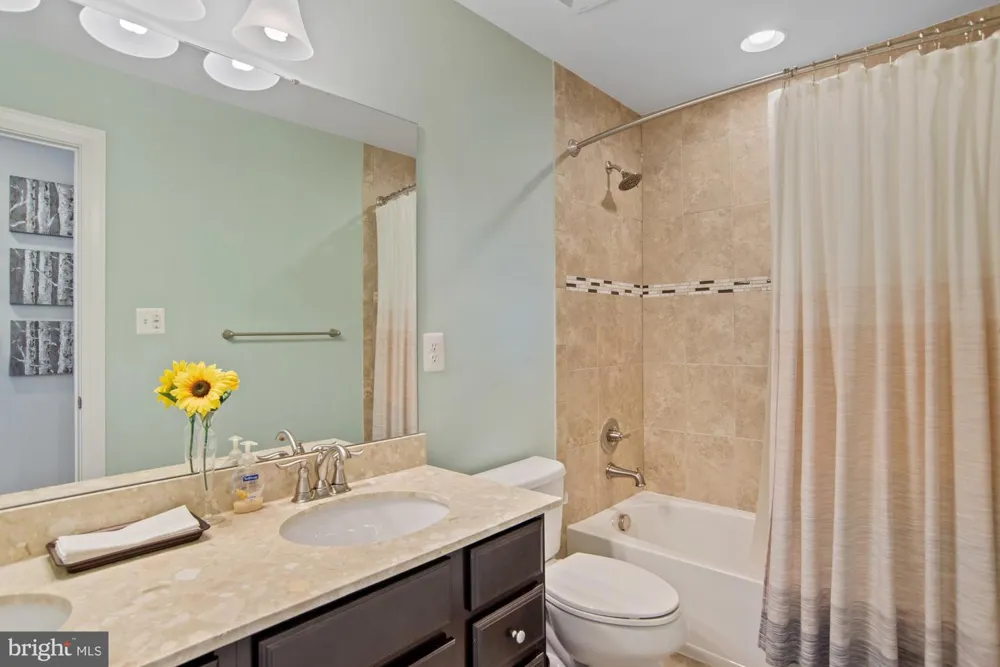 14202 BENTLEY PARK DRIVE Laurel, MD 20707