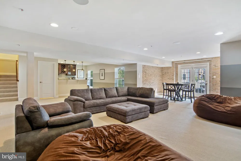 14202 BENTLEY PARK DRIVE Laurel, MD 20707