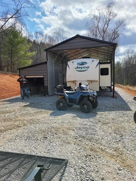 3205 Sheets Gap Road Millers Creek, NC 28651