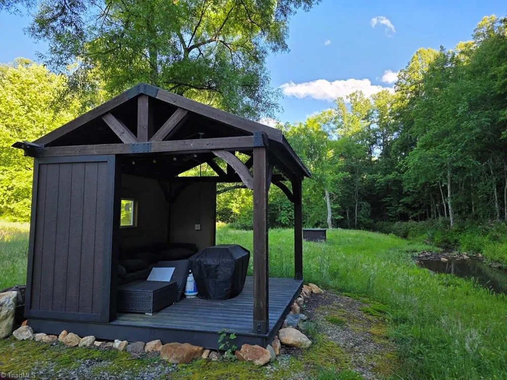 3205 Sheets Gap Road Millers Creek, NC 28651