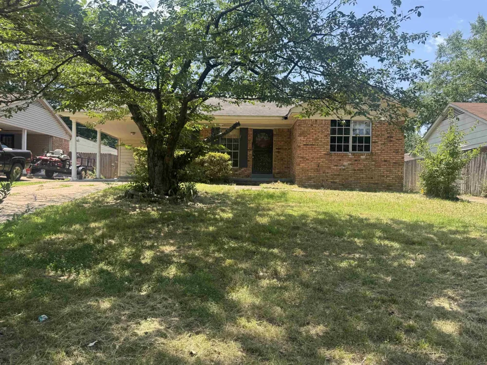 1841 BROOKHAVEN DR Southaven, MS 38671