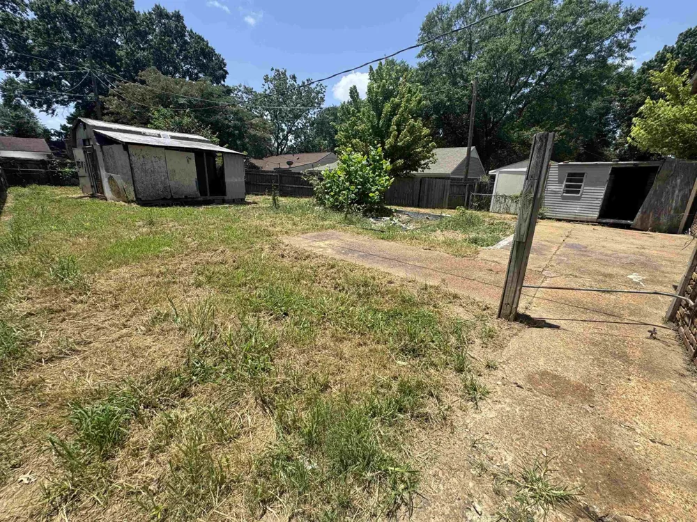 1841 BROOKHAVEN DR Southaven, MS 38671