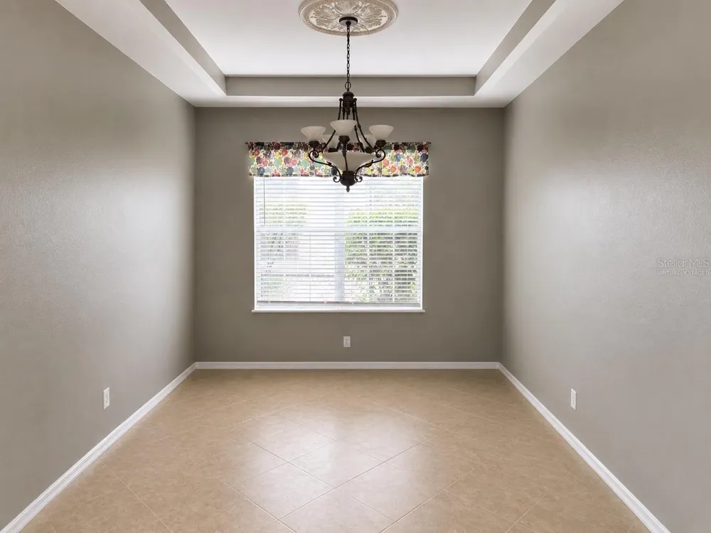 10103 DEERCLIFF DRIVE Tampa, FL 33647