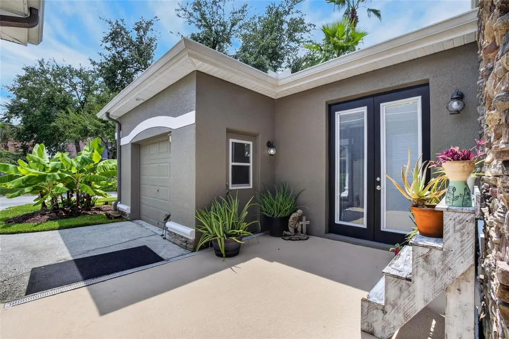10103 DEERCLIFF DRIVE Tampa, FL 33647