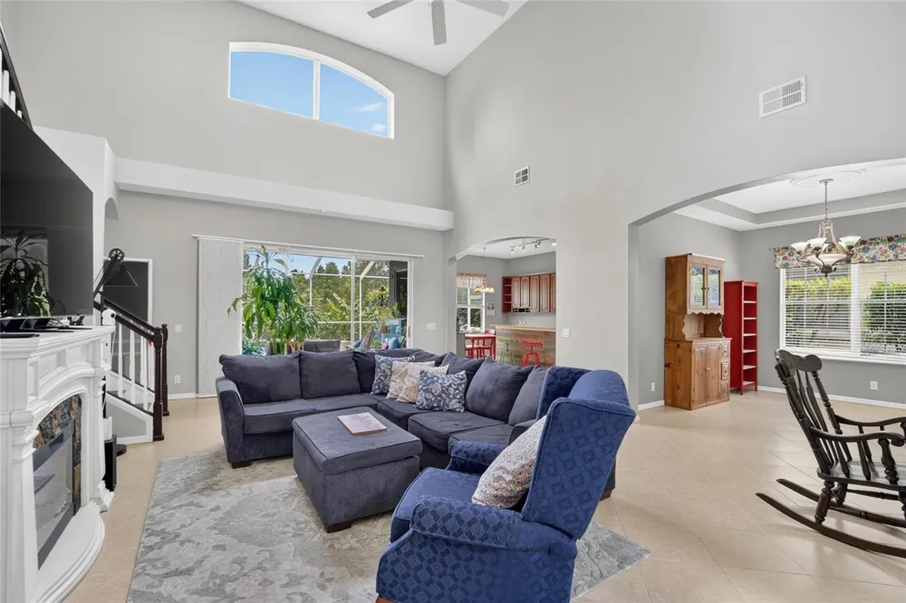 10103 DEERCLIFF DRIVE Tampa, FL 33647