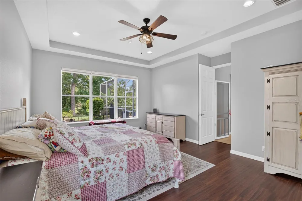10103 DEERCLIFF DRIVE Tampa, FL 33647