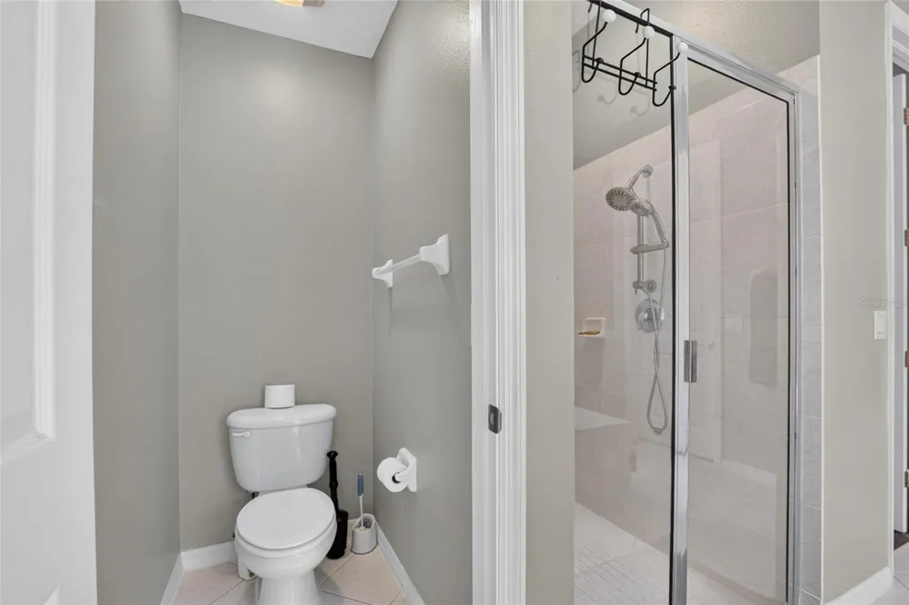 10103 DEERCLIFF DRIVE Tampa, FL 33647