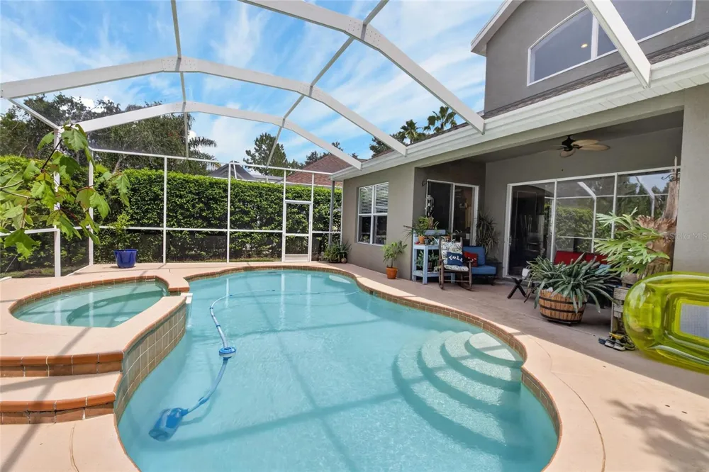 10103 DEERCLIFF DRIVE Tampa, FL 33647