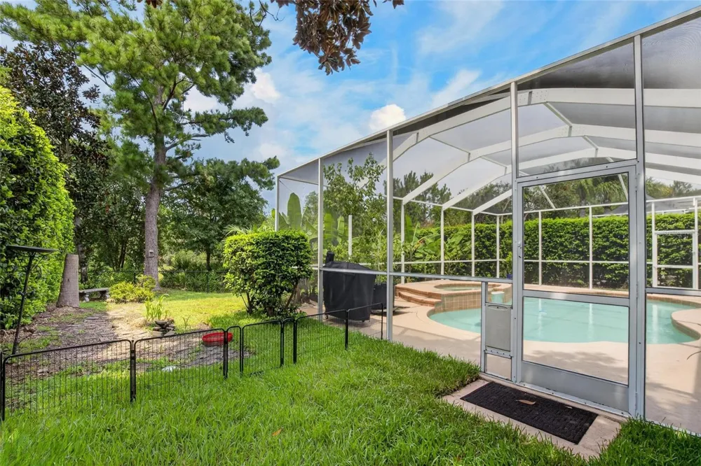 10103 DEERCLIFF DRIVE Tampa, FL 33647