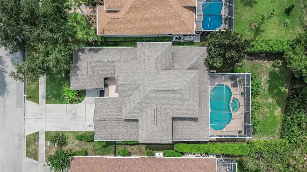 10103 DEERCLIFF DRIVE Tampa, FL 33647