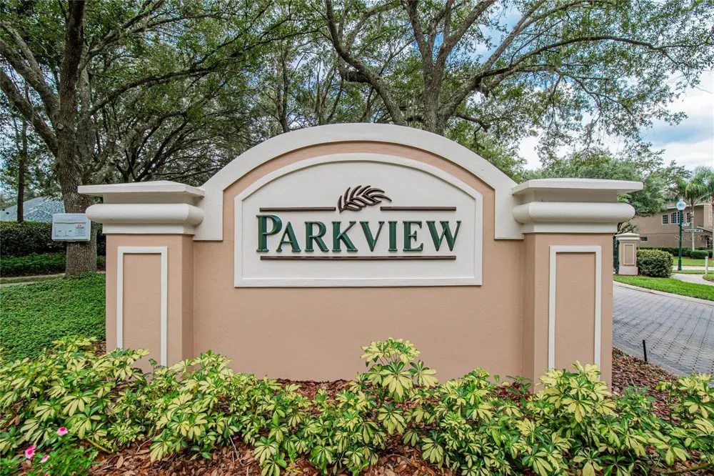 10103 DEERCLIFF DRIVE Tampa, FL 33647