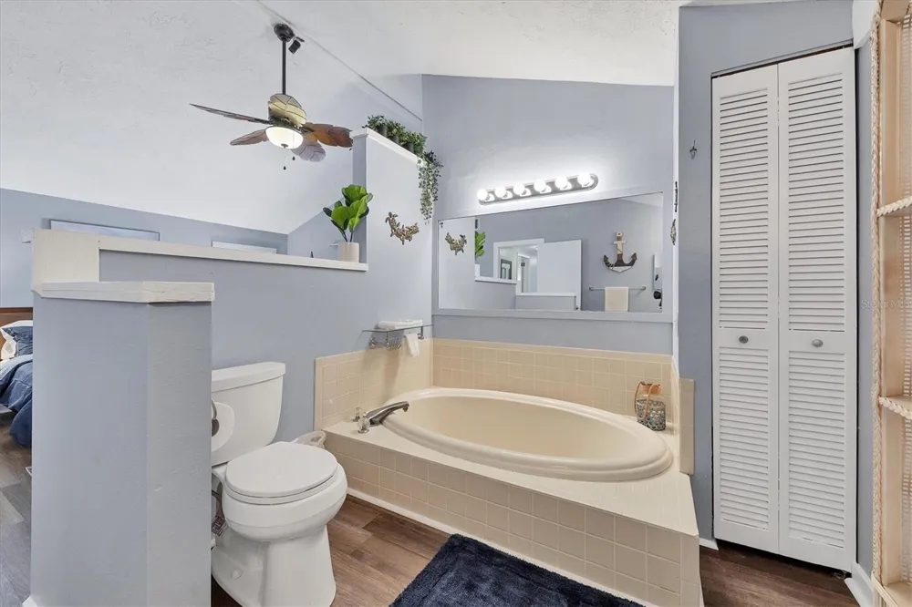 900 BEVERLY AVENUE Largo, FL 33770
