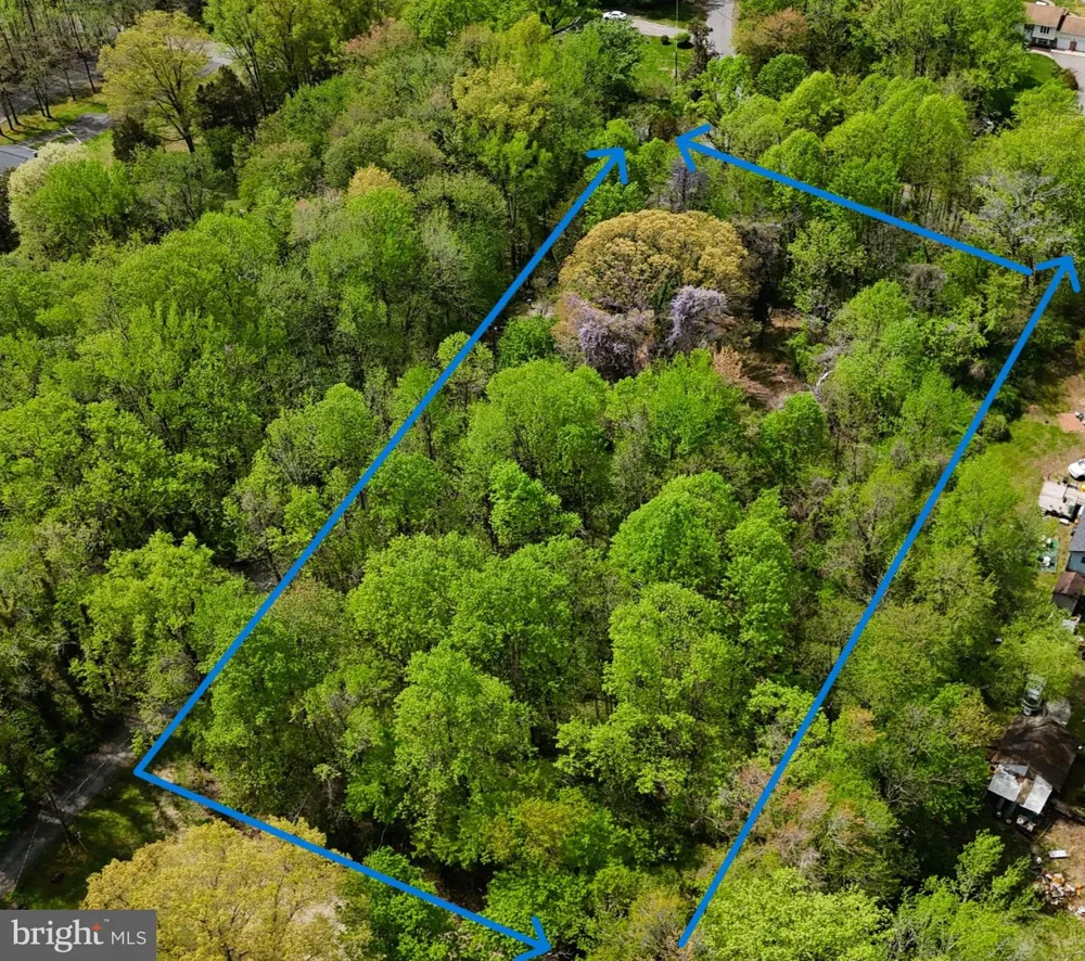 4111 OLD MUDDY CREEK ROAD Edgewater, MD 21037