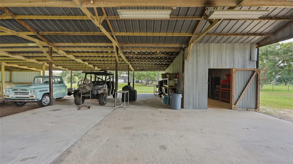 100 E Hill Ranch Lane New Waverly, TX 77358