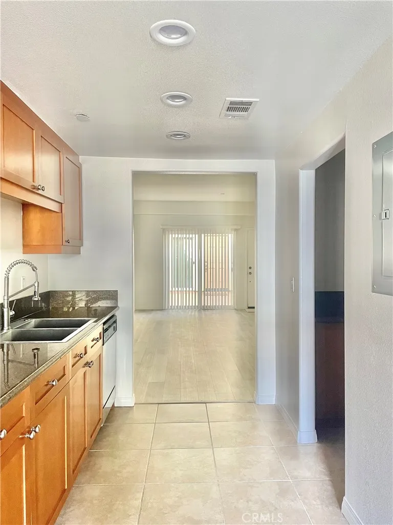 17168 Newhope #222 Fountain Valley, CA 92708