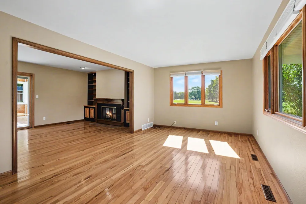 4761 E Arrowhead Drive Berrien Springs, MI 49103