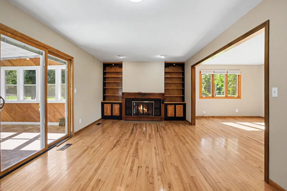 4761 E Arrowhead Drive Berrien Springs, MI 49103