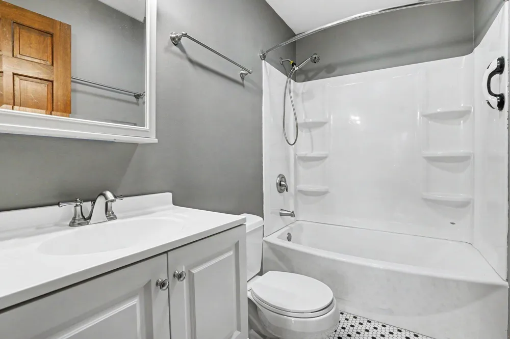 4761 E Arrowhead Drive Berrien Springs, MI 49103