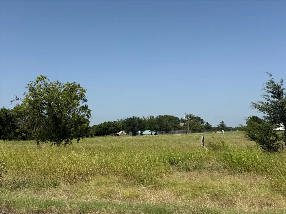 895 County Road 1006 Celeste, TX 75423