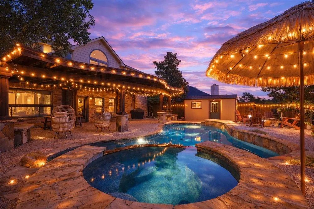 1088 Pondview Drive Cedar Hill, TX 75104