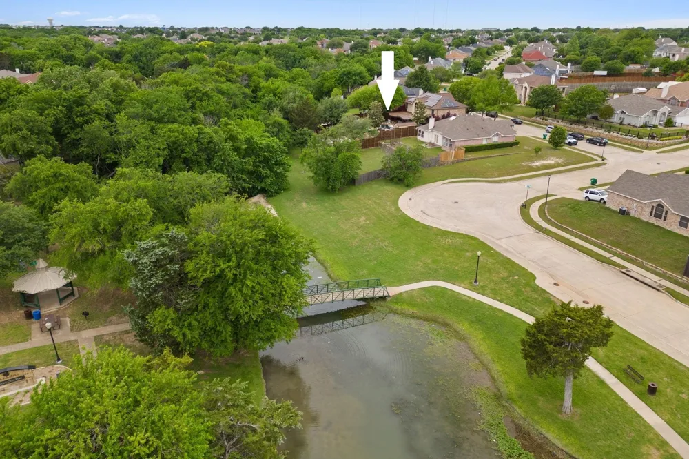 1088 Pondview Drive Cedar Hill, TX 75104