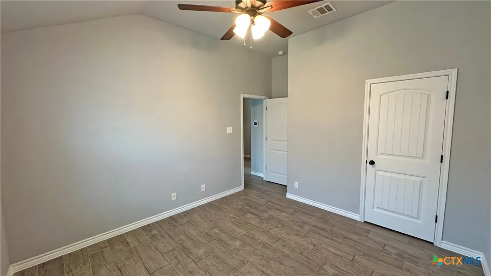 2607 Settlers Oak Drive Belton, TX 76513