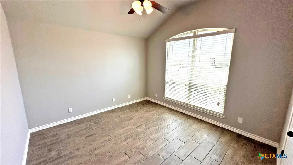 2607 Settlers Oak Drive Belton, TX 76513