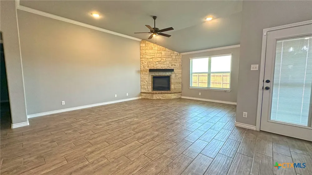 2607 Settlers Oak Drive Belton, TX 76513