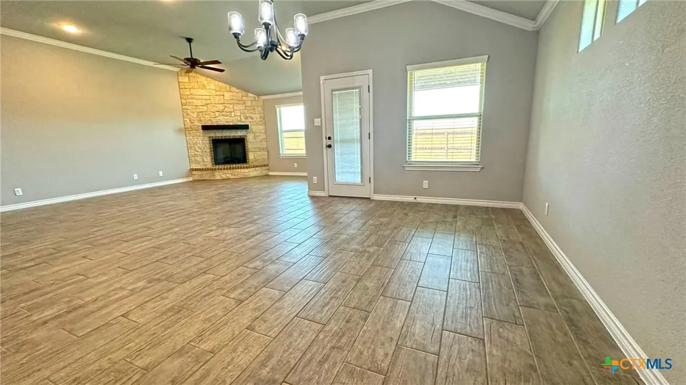 2607 Settlers Oak Drive Belton, TX 76513
