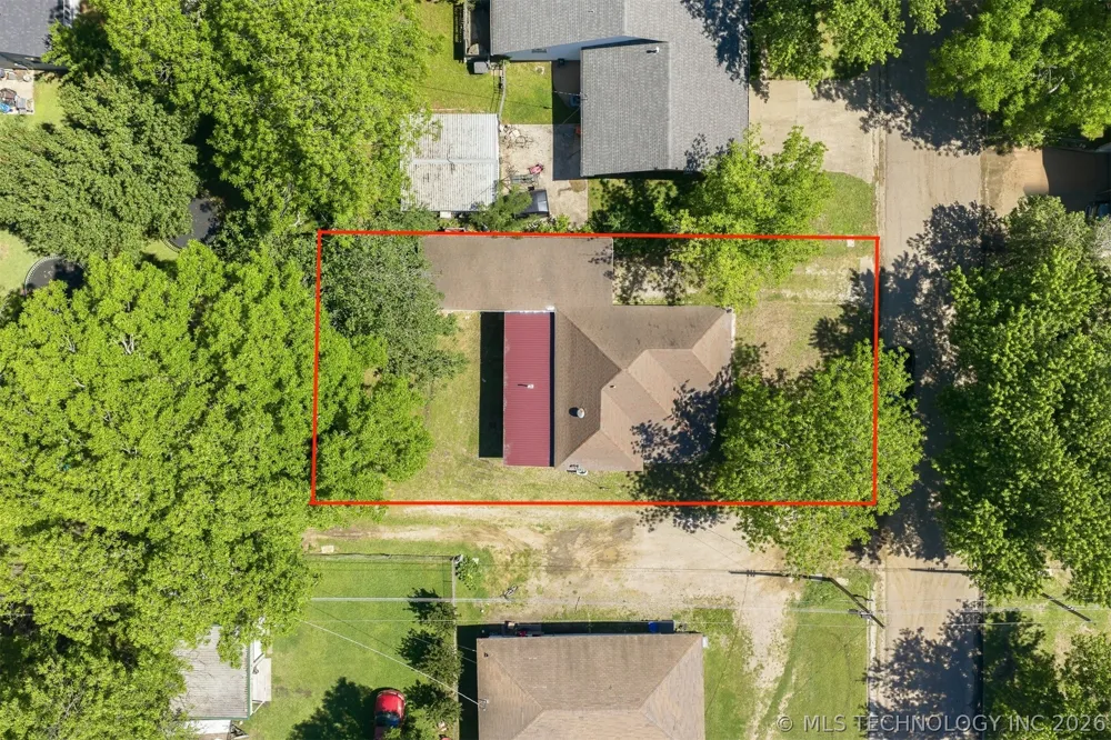 302 S 10 Madill, OK 73446