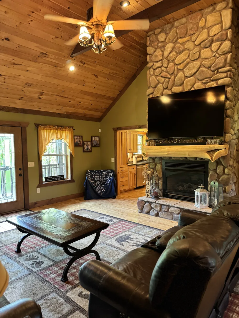 375 Autumn Ridge Ln Lafayette, TN 37083