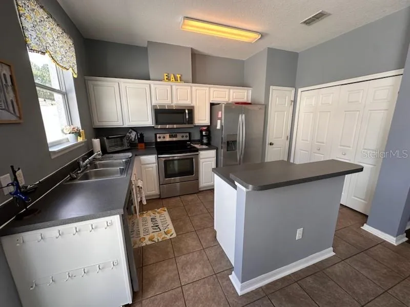 8524 DANFORTH DRIVE Windermere, FL 34786
